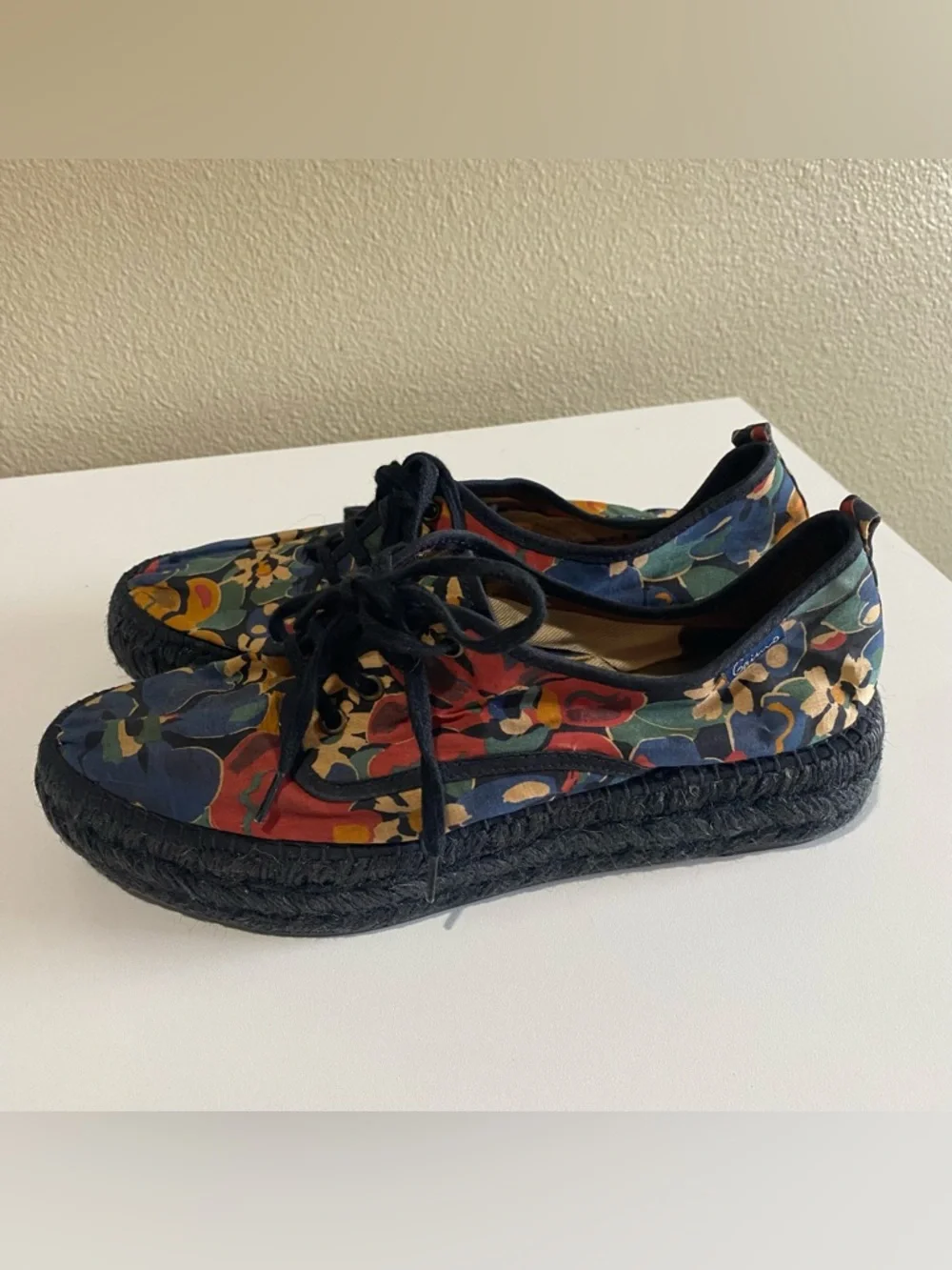 Gianno Espadrilles Black Multi Floral Print Canvas Round‎ Toe Lace Up EU38/US7.5